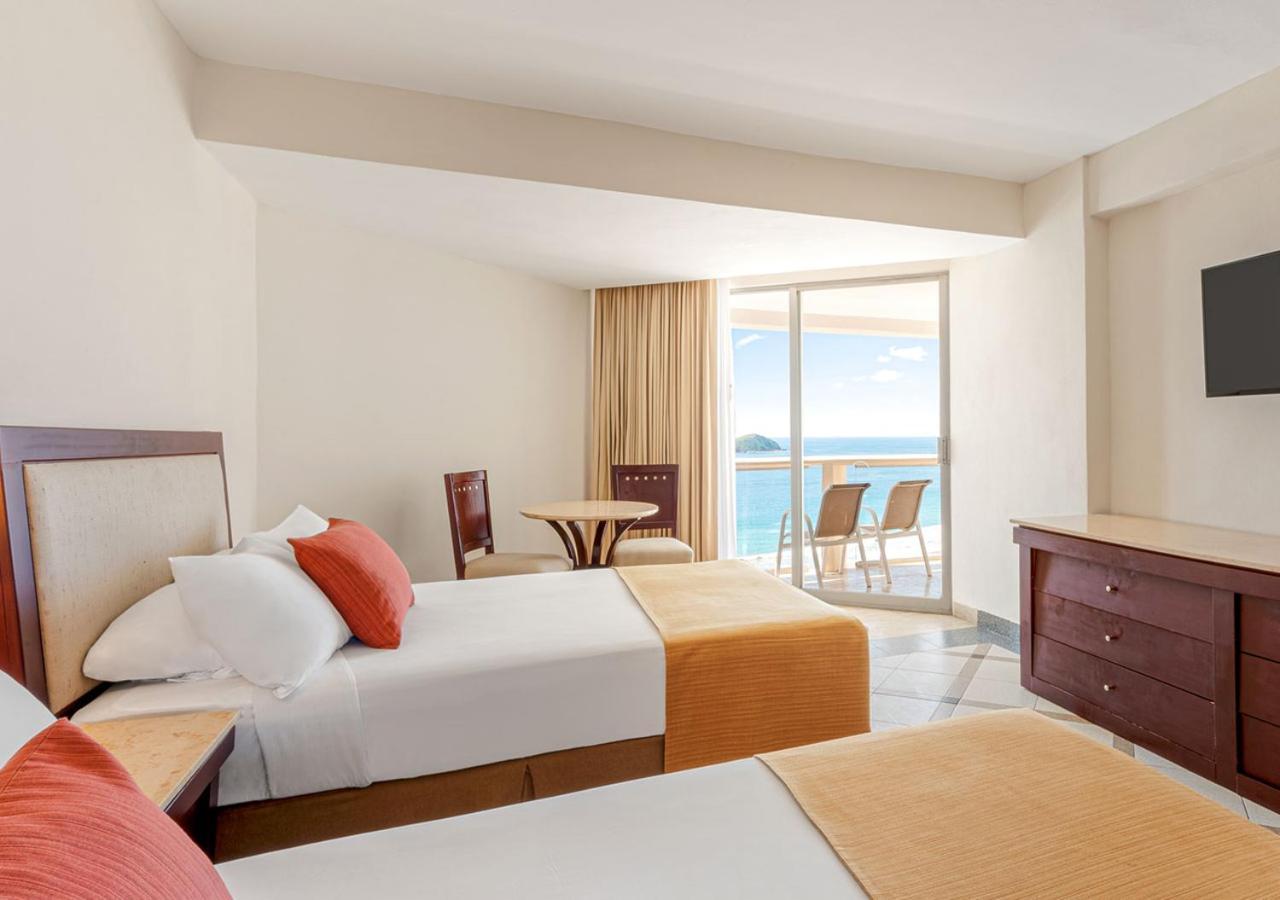 Park Royal Beach Ixtapa Ixtapa  Exterior photo